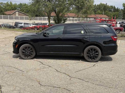 Used 2021 Dodge Durango R/T w/ Technology Group AWD/4WD image 9