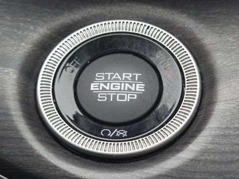 Used 2021 Jeep Grand Cherokee L Limited image 36