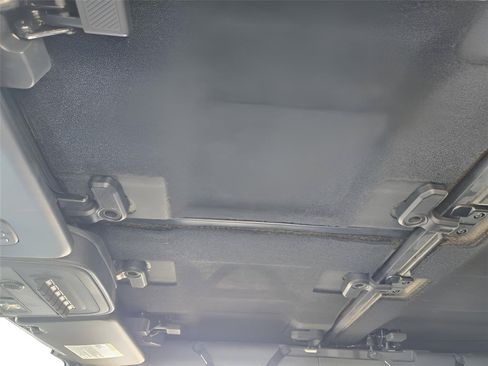 Used 2022 Ford Bronco Wildtrak AWD/4WD image 25