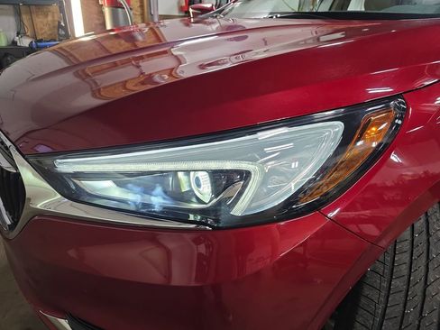 Used 2020 Buick Enclave Essence w/ Sound and Sites Package image 32