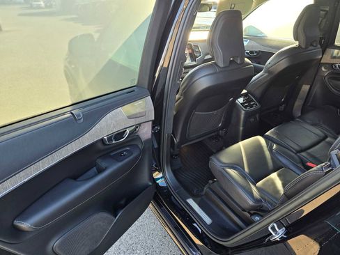 Certified 2023 Volvo XC90 T8 Ultimate image 16