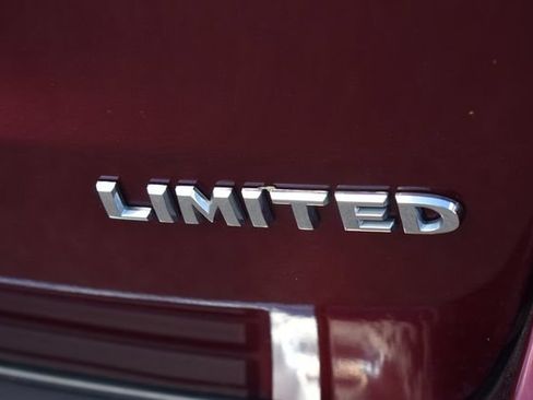 Used 2021 Jeep Grand Cherokee Limited AWD/4WD image 13