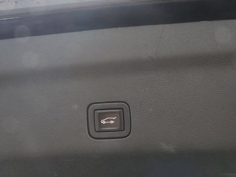 Used 2021 Chevrolet Tahoe High Country AWD/4WD image 31
