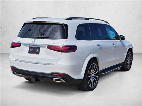 New 2026 Mercedes-Benz GLS 580 4MATIC image 5