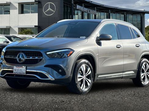 Certified 2025 Mercedes-Benz GLA 250 image 8