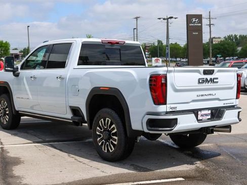 New 2026 GMC Sierra 2500 Denali Ultimate AWD/4WD image 5