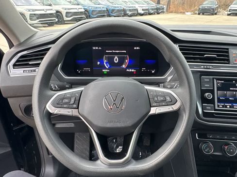 Used 2023 Volkswagen Tiguan S image 15