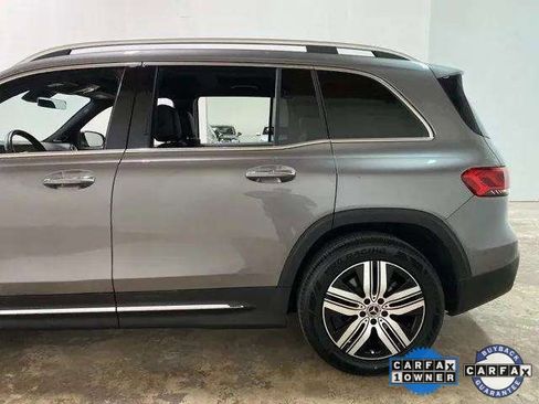 Used 2023 Mercedes-Benz EQB 300 4MATIC w/ Pinnacle Package image 96