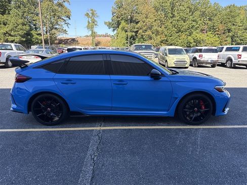 Used 2023 Honda Civic Type R image 8