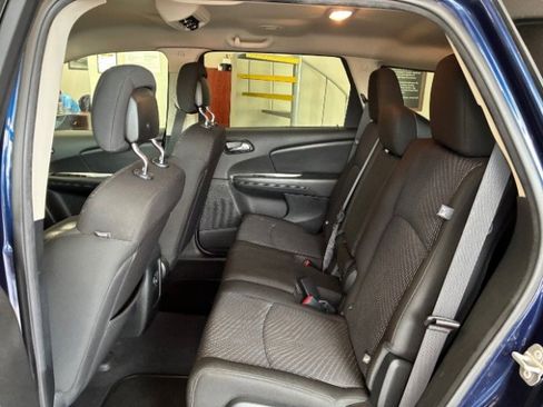 Used 2019 Dodge Journey SE w/ Connectivity Group image 22
