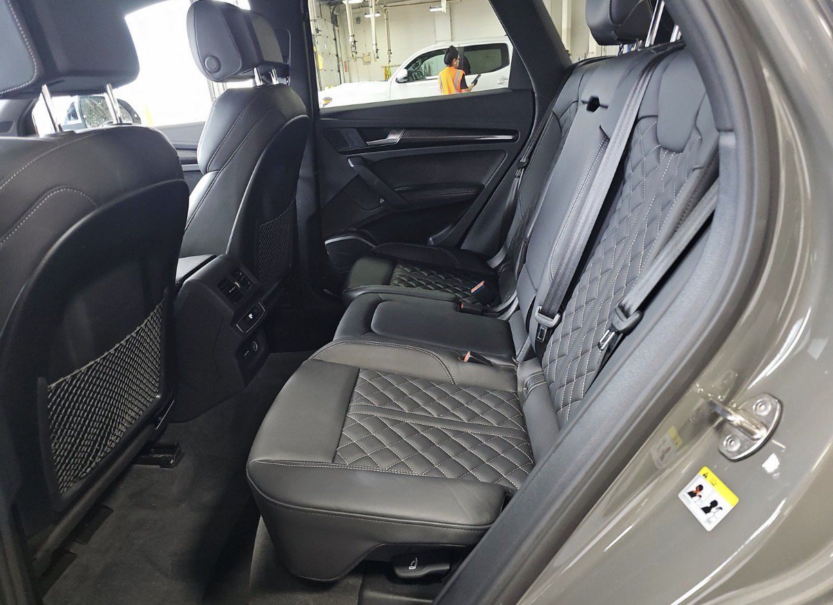Used 2024 Audi SQ5 Premium Plus AWD/4WD image 16