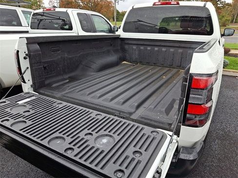 Used 2024 Nissan Frontier S w/ S Utility Package image 8