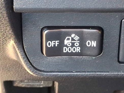 Used 2023 Toyota Tacoma SR5 image 28