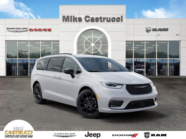 New 2026 Chrysler Pacifica Select w/ S Appearance Package FWD image 1