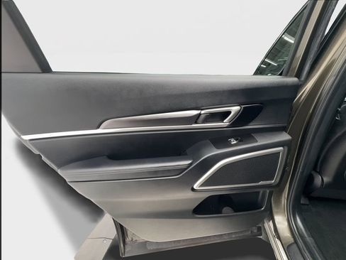 Used 2025 Kia Telluride S AWD/4WD image 26