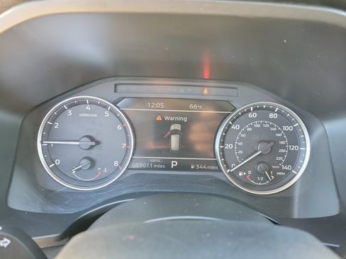 Used 2024 Mitsubishi Outlander SE image 20