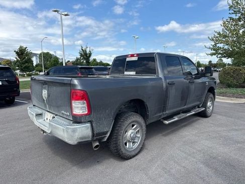 Used 2024 RAM 2500 Tradesman w/ Chrome Appearance Group AWD/4WD image 7