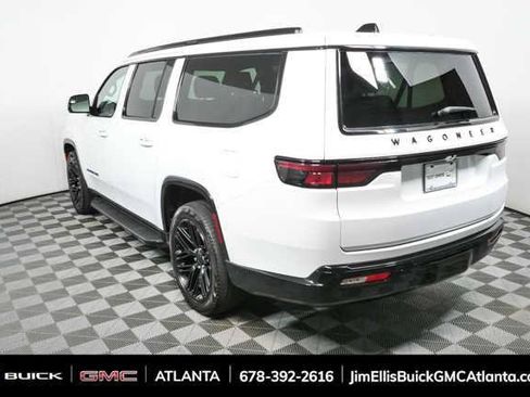 Used 2024 Jeep Wagoneer L Series II w/ Convenience Group I AWD/4WD image 28