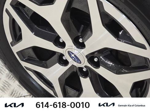 Used 2024 Subaru Forester Premium AWD/4WD image 12