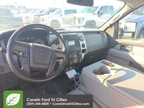Used 2013 Ford F150 XLT w/ Luxury Equipment Group image 2