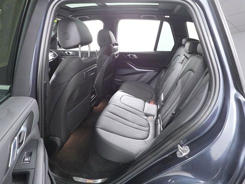 Used 2022 BMW X5 xDrive40i w/ Parking Assistance Package image 25