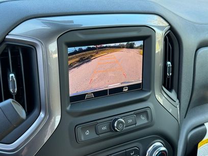 New 2025 GMC Sierra 1500 Pro w/ Pro Value Package