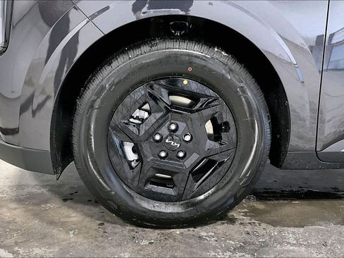 New 2026 Kia Carnival image 30