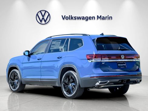 New 2026 Volkswagen Atlas SE w/ Panoramic Sunroof Package AWD/4WD image 3