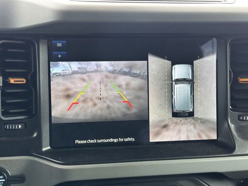 Used 2021 Ford Bronco Badlands image 30