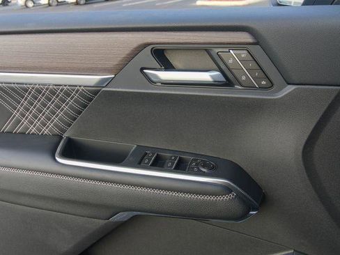 New 2026 GMC Acadia Denali w/ Super Cruise Package image 14