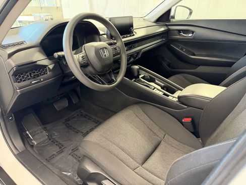 Used 2024 Honda Accord LX image 9