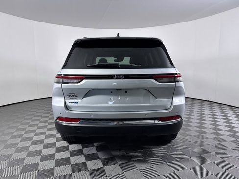 Used 2022 Jeep Grand Cherokee Limited 4xe AWD/4WD image 11