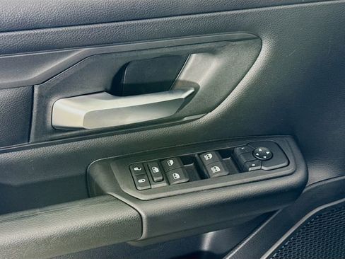 New 2026 RAM 1500 Express AWD/4WD image 17