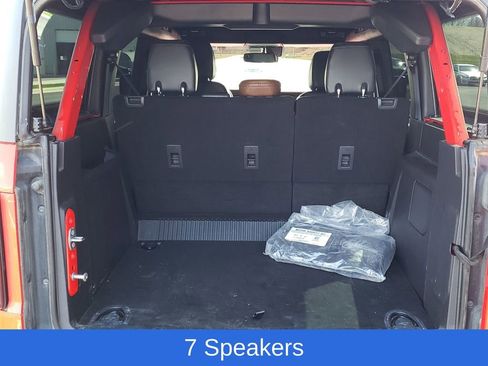 Used 2024 Ford Bronco Outer Banks AWD/4WD image 9