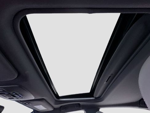 Used 2021 Toyota Avalon Limited w/ Advanced Safety Package image 13