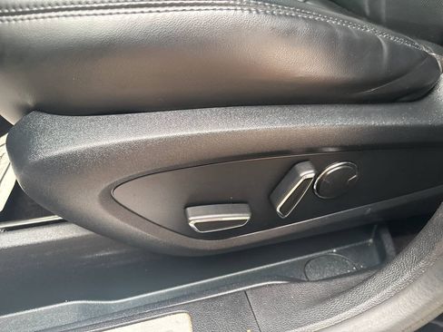 Used 2017 Lincoln MKC Reserve AWD/4WD image 32
