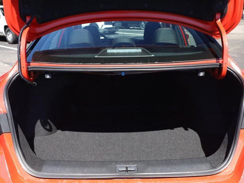 New 2026 Nissan Sentra SR w/ Floor Mat Package FWD image 7