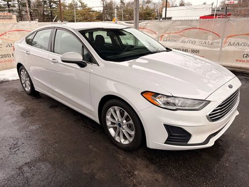 Used 2020 Ford Fusion SE image 7