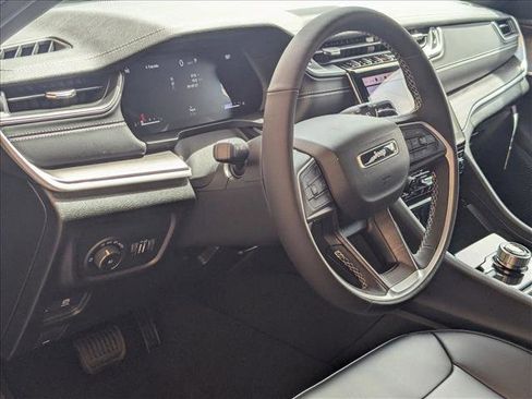 New 2025 Jeep Grand Cherokee L Limited w/ Black Appearance Package image 3