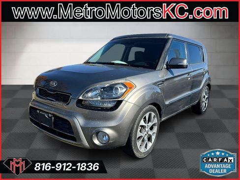 Used 2013 Kia Soul ! image 1