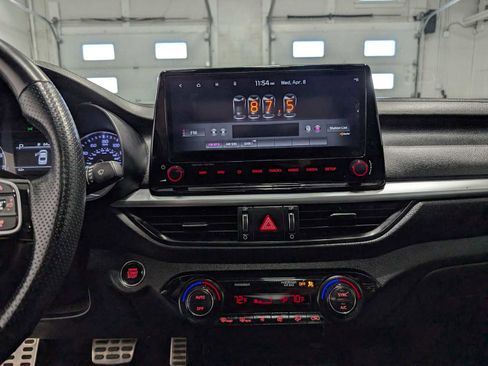 Used 2022 Kia Forte GT-Line w/ GT-Line Premium Package image 32