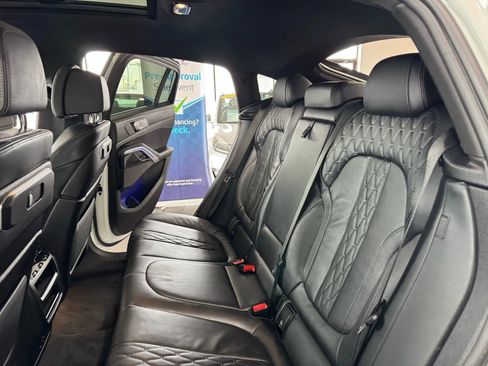 Used 2024 BMW X6 M60i w/ M Sport Professional Package image 20