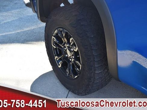 Used 2023 Chevrolet Silverado 1500 ZR2 w/ Technology Package image 14