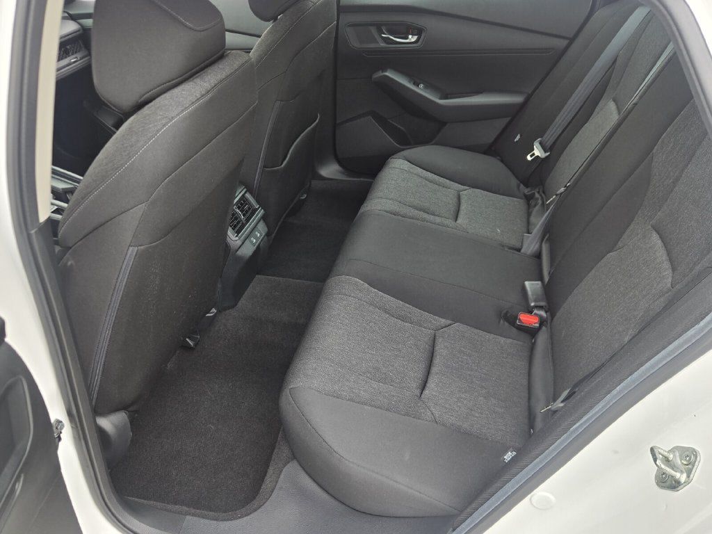 Used 2025 Honda Accord LX image 12