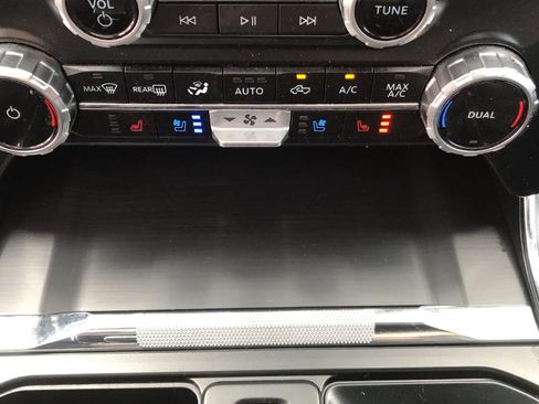 Used 2023 Ford F150 Lariat w/ Equipment Group 502A High AWD/4WD image 19