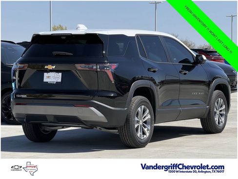 New 2026 Chevrolet Equinox LT w/ Safety and Technology Package FWD image 4