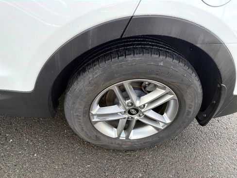 Used 2018 Hyundai Santa Fe Sport w/ 2.4L Value Package 02 AWD/4WD image 30