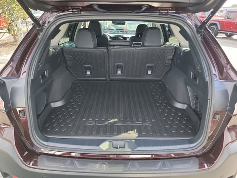 Used 2025 Subaru Outback Limited XT w/ Popular Package #2 image 8