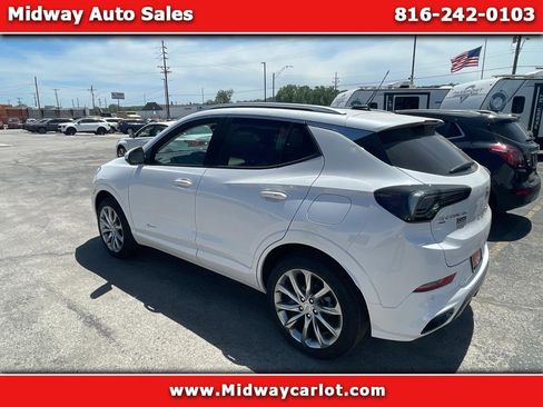 Used 2025 Buick Encore GX Avenir w/ Avenir Technology Package image 1