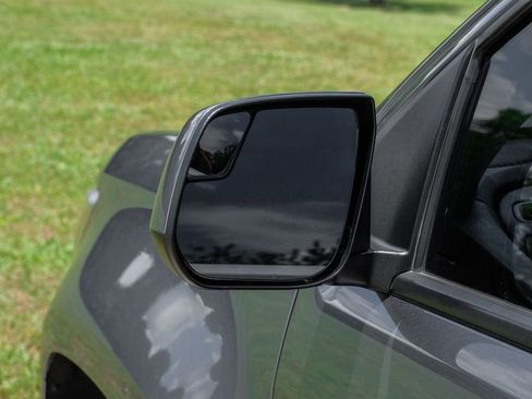 Used 2020 Chevrolet Colorado LT w/ Colorado RST Special Edition RWD image 42